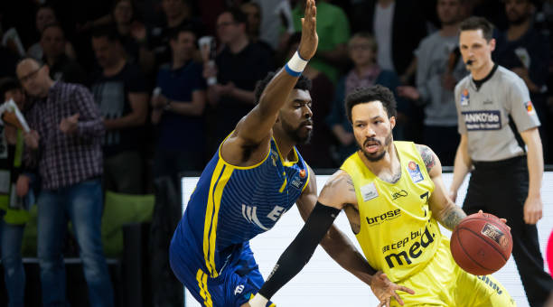 称的主教练 称的主教练