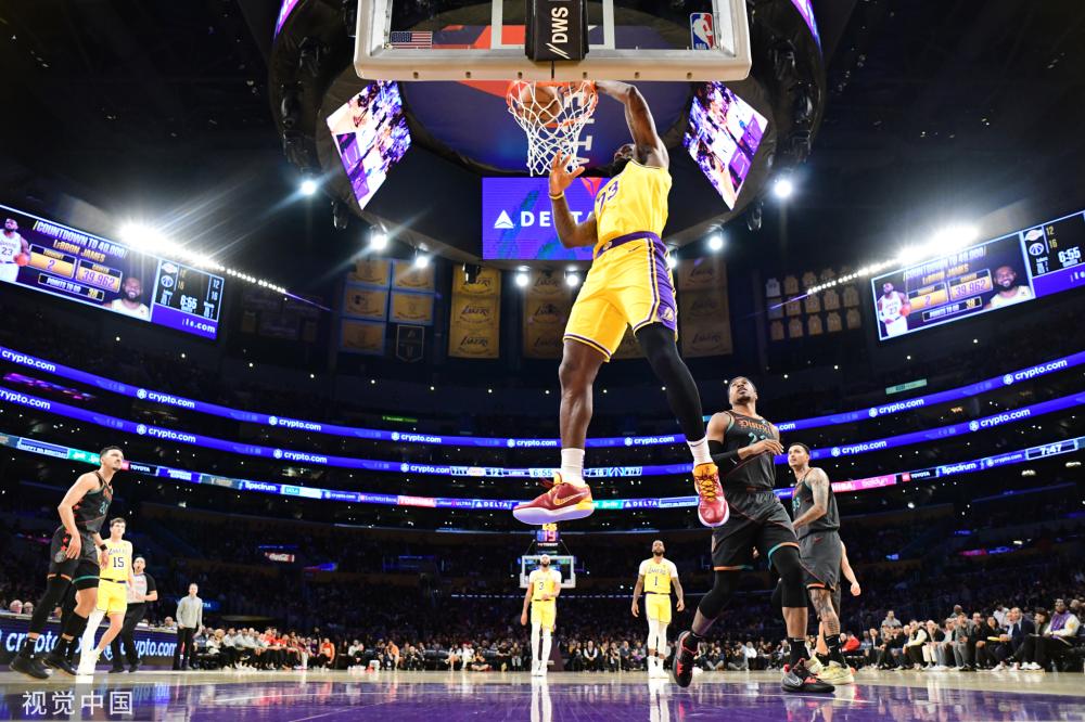 赛场上不断 赛场上不断