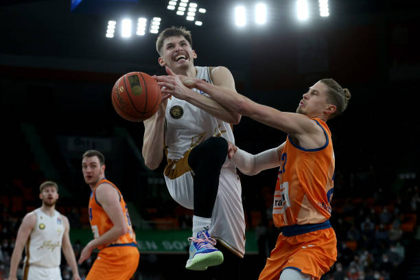 是全队努力 是全队努力